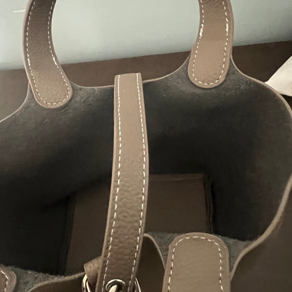 Small bucket bag - Picture 3 of 5